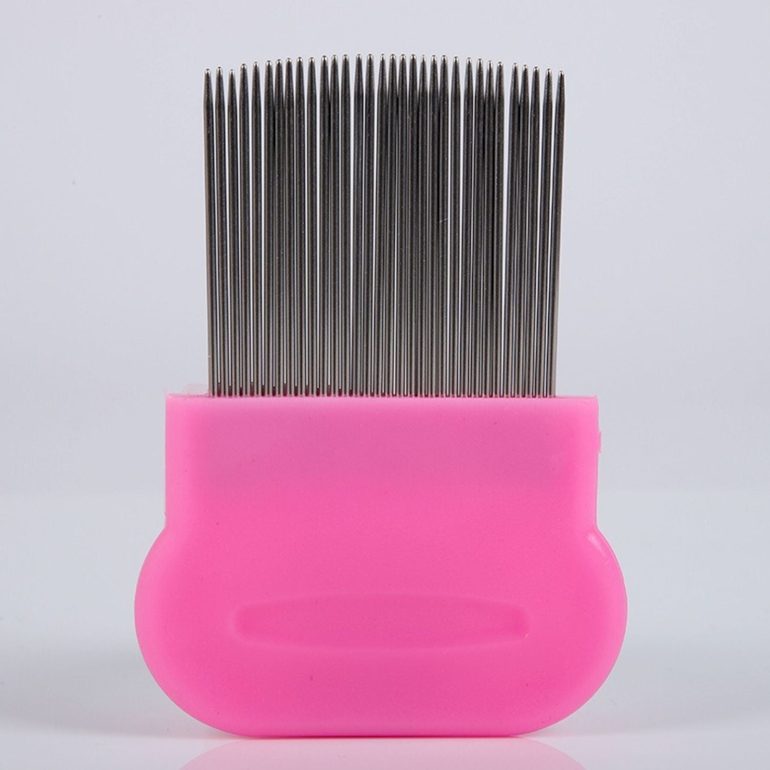 huisdier vlooienkam roze alleenstaand